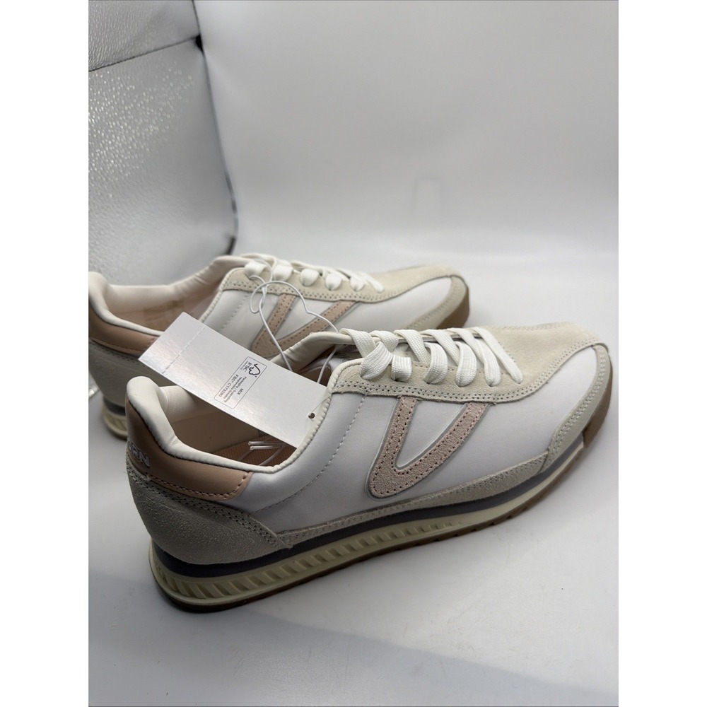 Tretorn Women's Hailey Leather Upper Sneaker Memory Foam Footbed Size 6 NIB